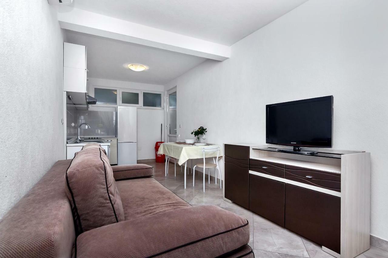 Zastražišće Apartmani Nikola מראה חיצוני תמונה